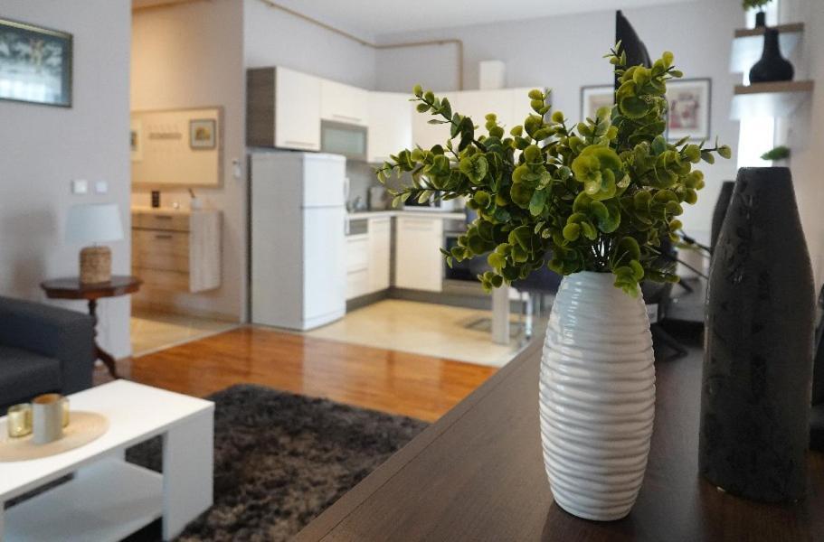 Apartman Gundulic Vinkovci Eksteriør billede