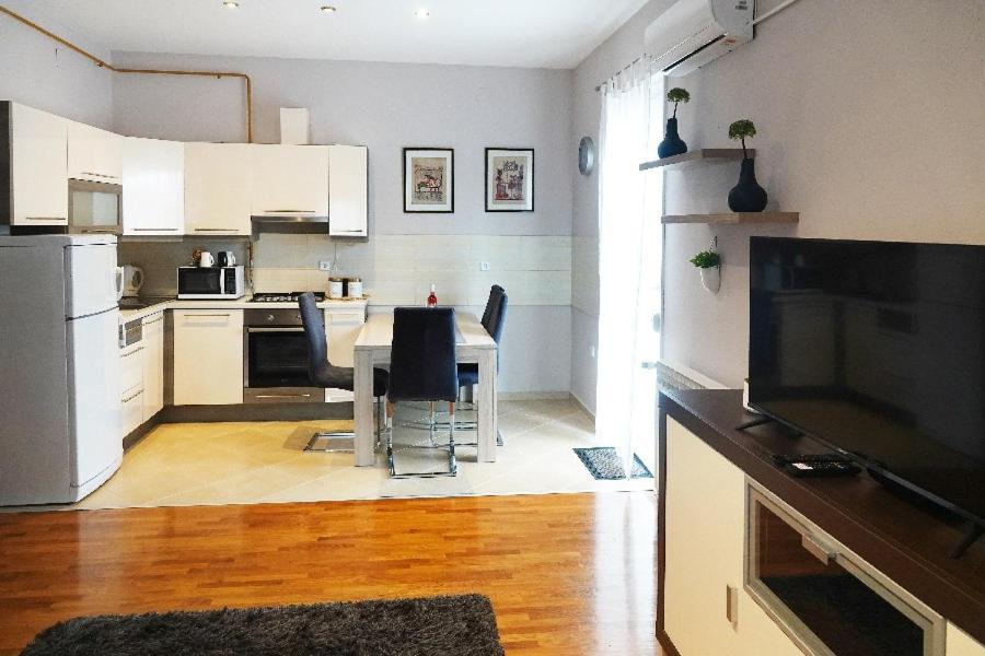 Apartman Gundulic Vinkovci Eksteriør billede