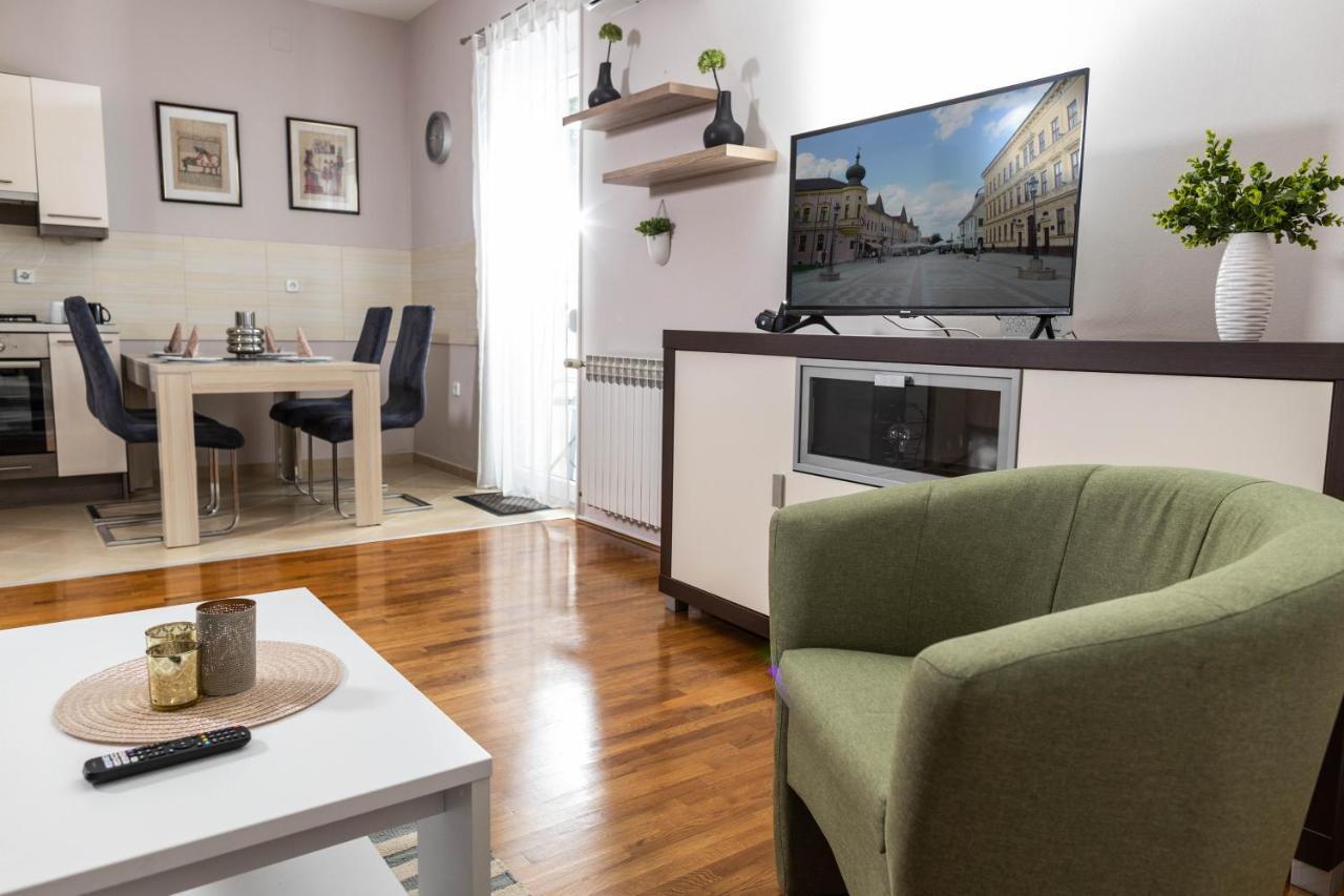 Apartman Gundulic Vinkovci Eksteriør billede