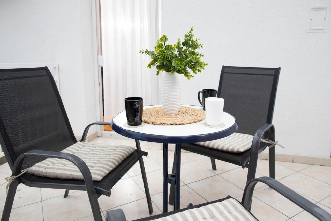 Apartman Gundulic Vinkovci Eksteriør billede