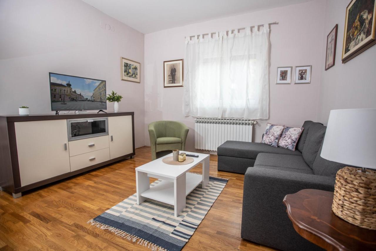 Apartman Gundulic Vinkovci Eksteriør billede