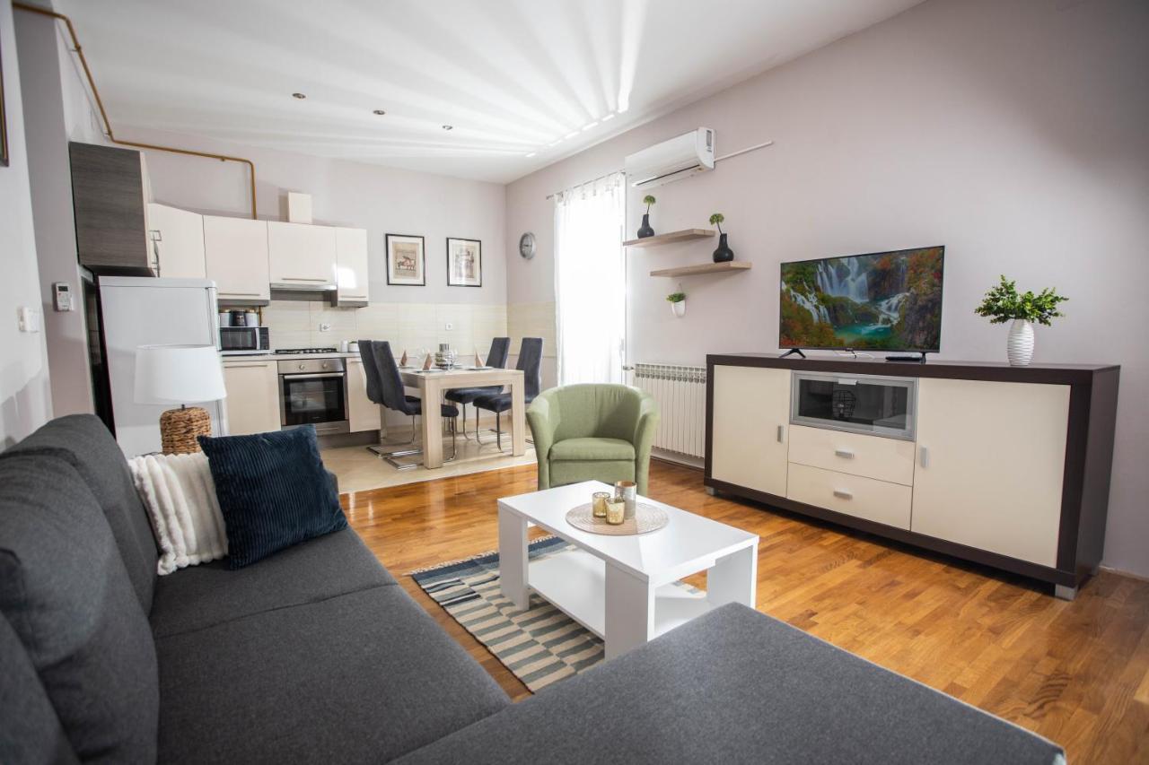 Apartman Gundulic Vinkovci Eksteriør billede