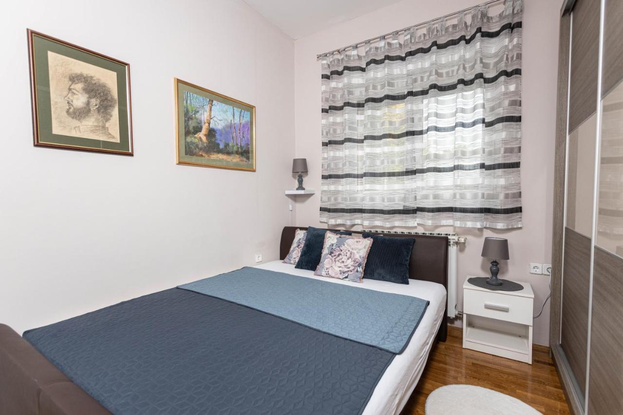 Apartman Gundulic Vinkovci Eksteriør billede
