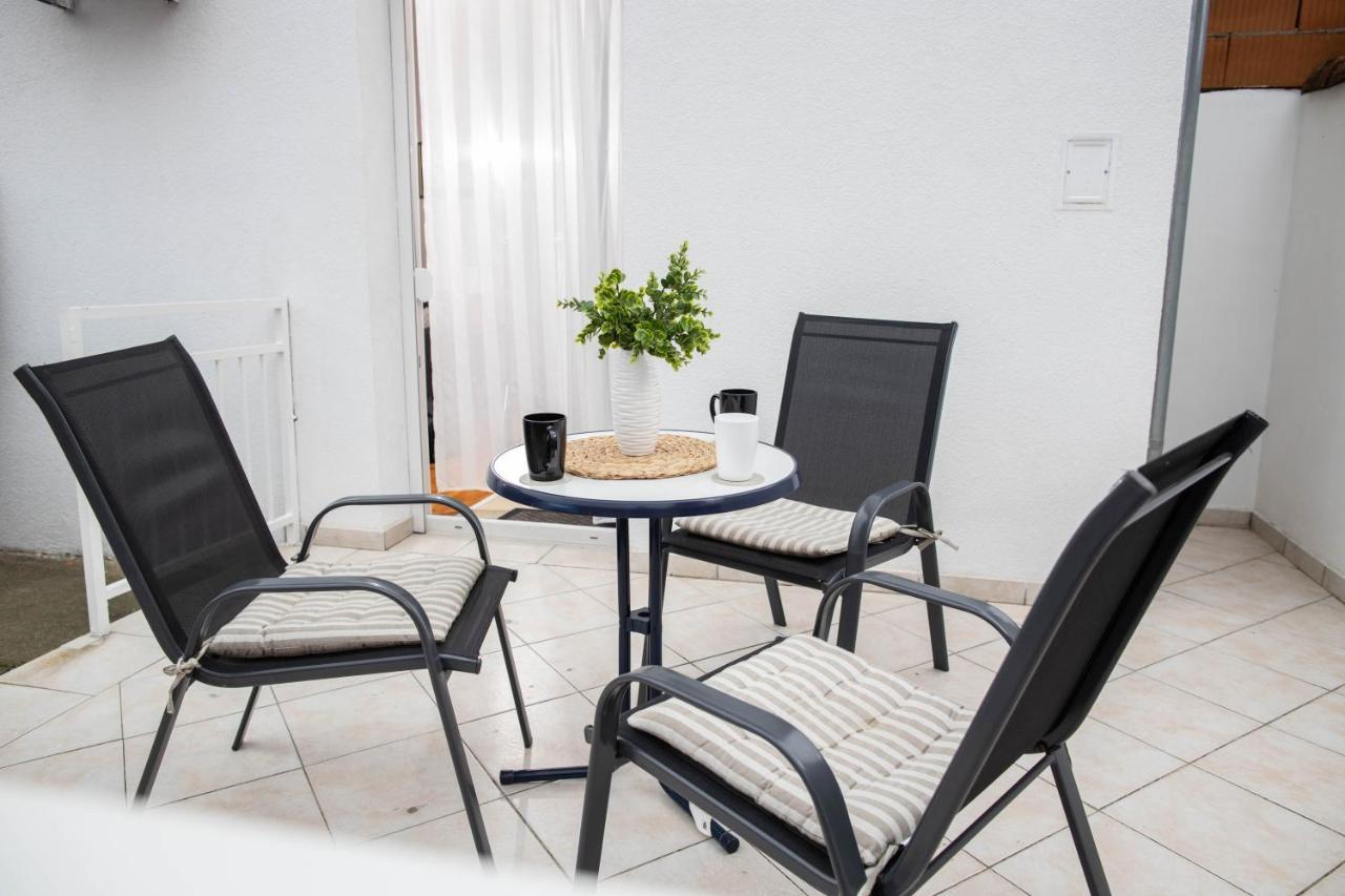 Apartman Gundulic Vinkovci Eksteriør billede